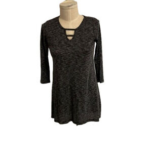 MAURICES gray tunic top size M